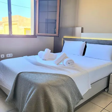 Enjoy House With Large Pool & Jacuzzi