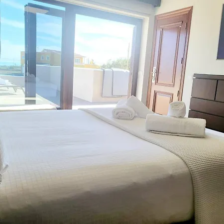 Villa Enjoy House With Large Pool & Jacuzzi