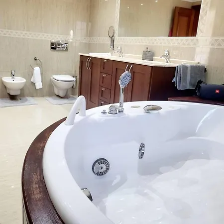 Vila Enjoy House With Large Pool & Jacuzzi *