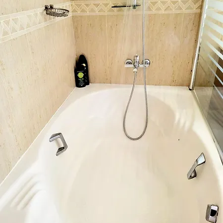 Vila Enjoy House With Large Pool & Jacuzzi Los Estancos